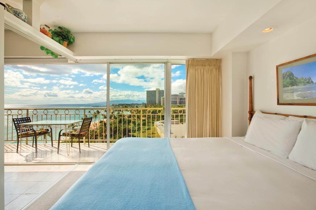 Castle Waikiki Shore Honolulu Esterno foto